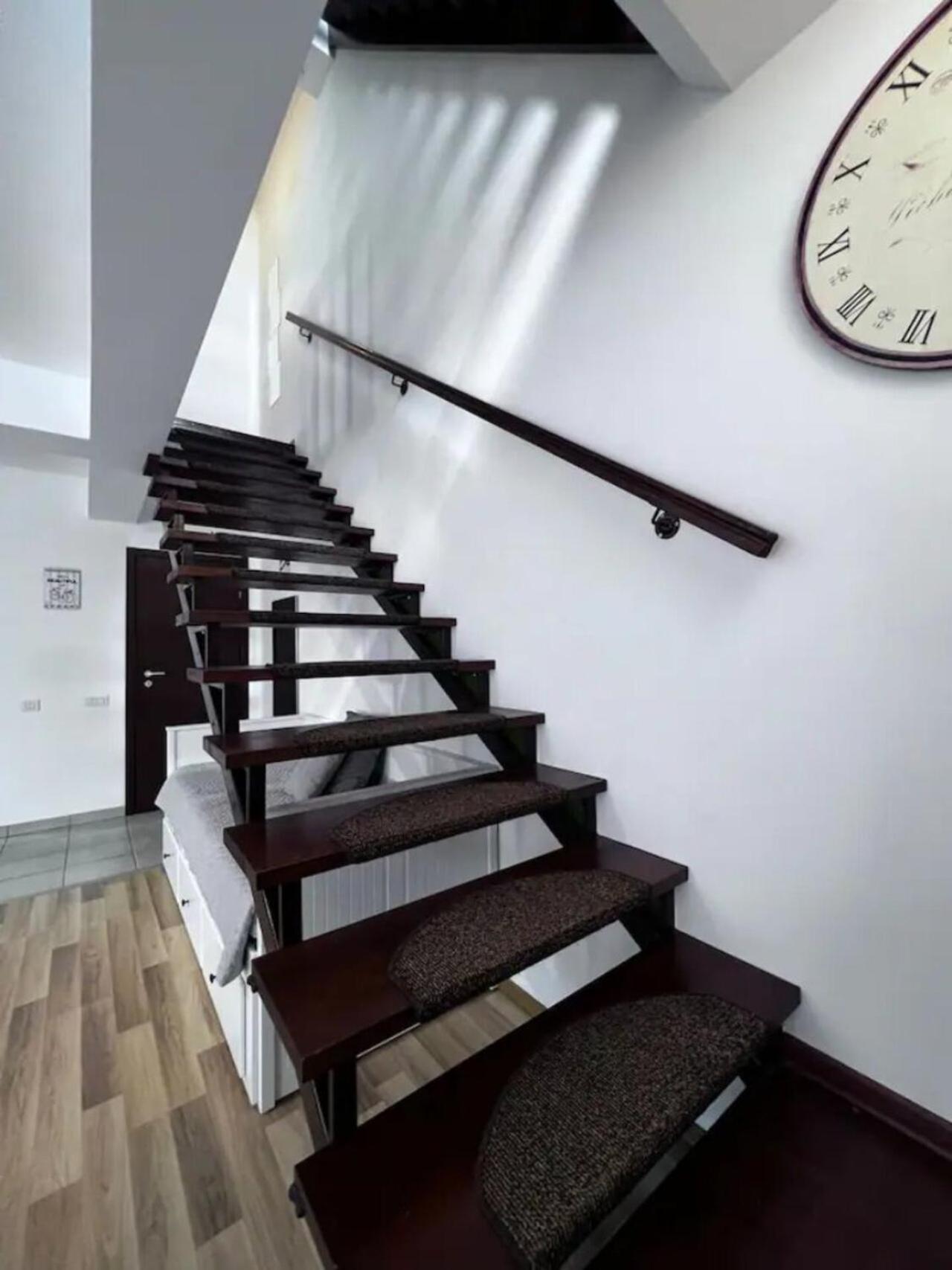 Vila Luminoasa Cu Curte Privata Бухарест Экстерьер фото
